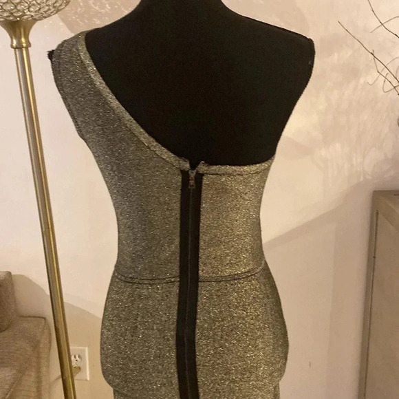 BCBGMaxAzria metallic gold dress size medium - Picture 5 of 6